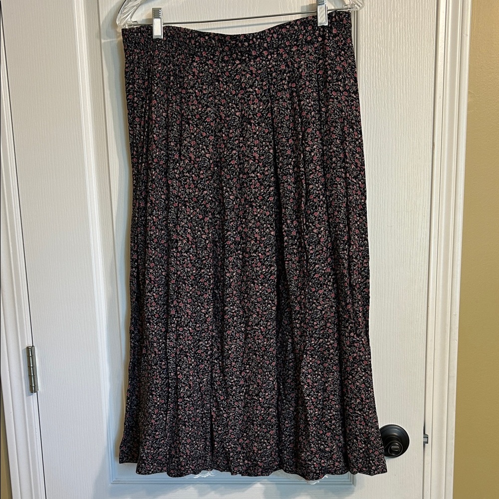 Norton McNaughton Black and Pink Floral A-Line Skirt